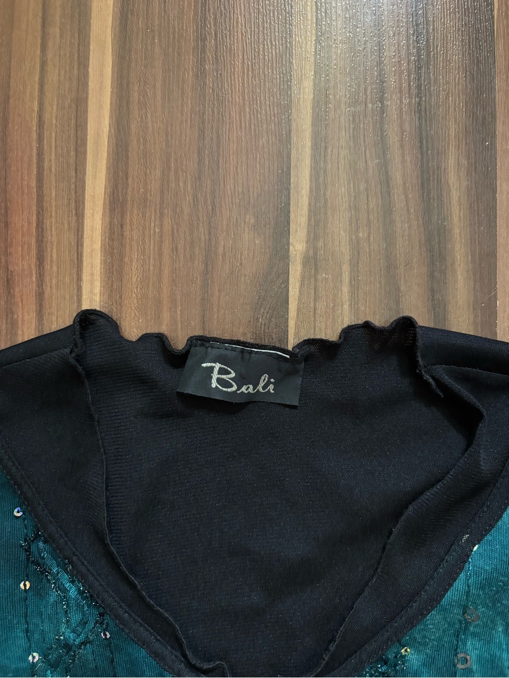 Bali Teal & Black V‑Neck Long Sleeve Accent Blouse - Picture 2 of 3